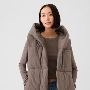NWT - Gap Women's Duvet Wrap Puffer Vest -  Petite Medium